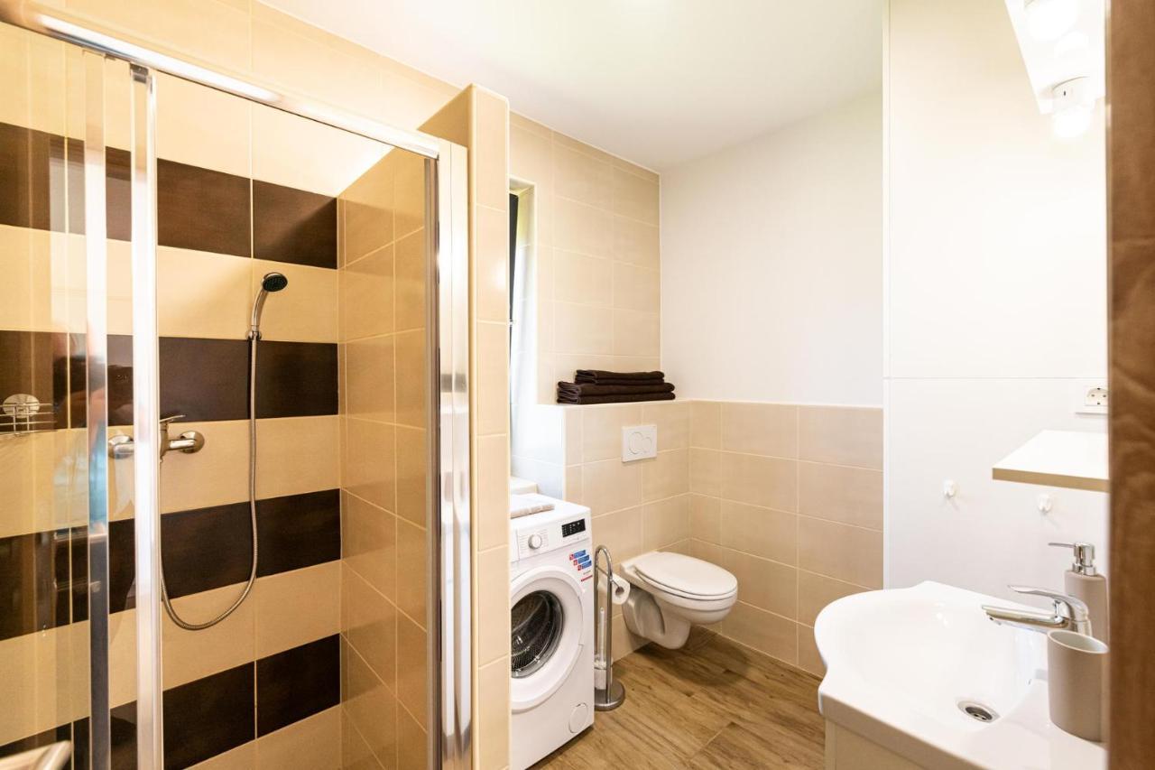 Apartmaji Banonia Verzej Bagian luar foto
